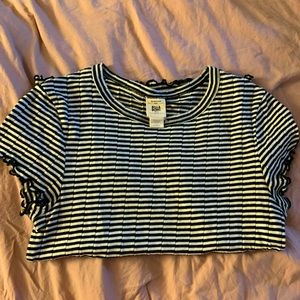 Lettuce edge striped cropped T-shirt